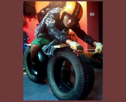 Сервис по сдаче НДС на сайте налоговой как бы есть, но его работа не гарантирована