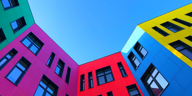 SberCIB повысил прогнозы по акциям российских девелоперов и нефтяников