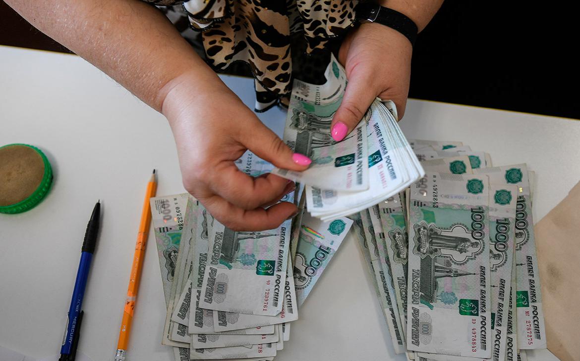 Власти предложили на 3 года запретить взыскание долгов с жителей Донбасса