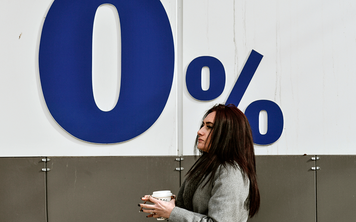 Банк России снизил ключевую ставку до 14%