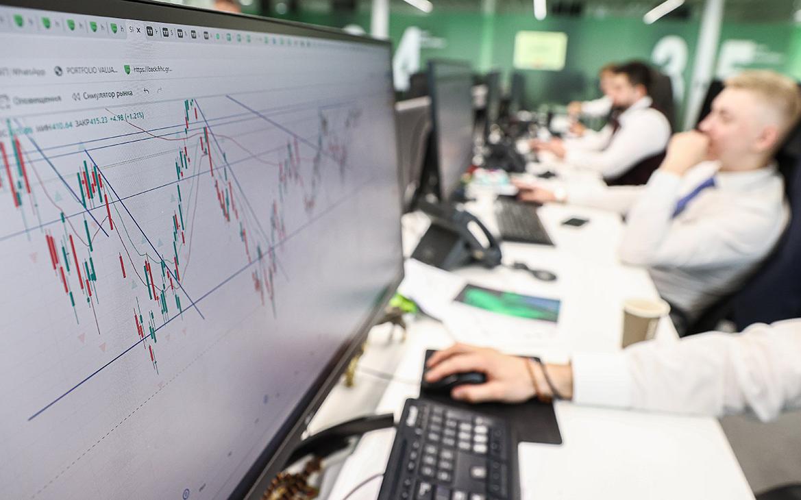 Россияне назвали самые надежные и выгодные варианты инвестиций