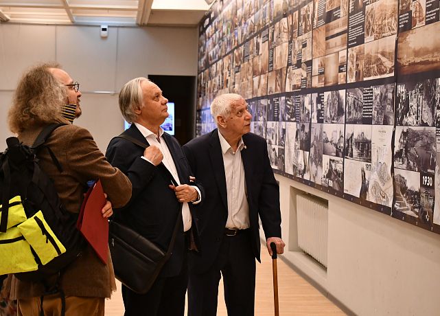 В МАРХИ открыли выставку, посвящённую восстановлению разрушенных войной городов