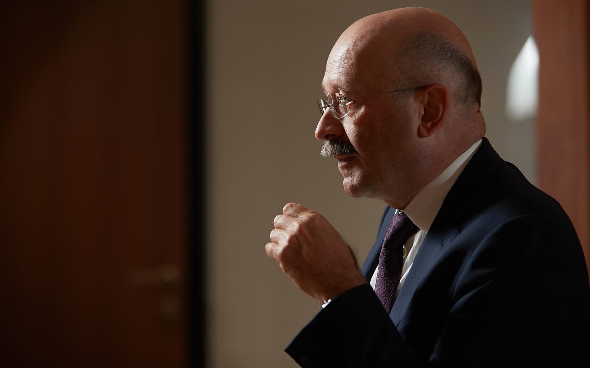 Задорнов оценил нужное миру время для перехода к расчетам в нацвалютах