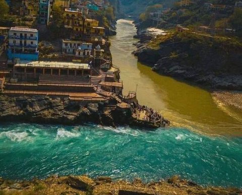 Восстановить НДС с авансов надо в том же периоде, когда заявлен вычет по поставке