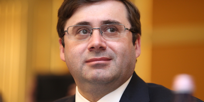 Глава набсовета Мосбиржи призвал к контролю за ИИ на финрынке