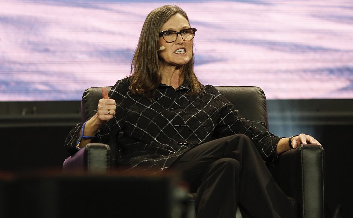 Кэти Вуд назвала политику Пауэлла более агрессивной, чем меры ФРС в 80-х