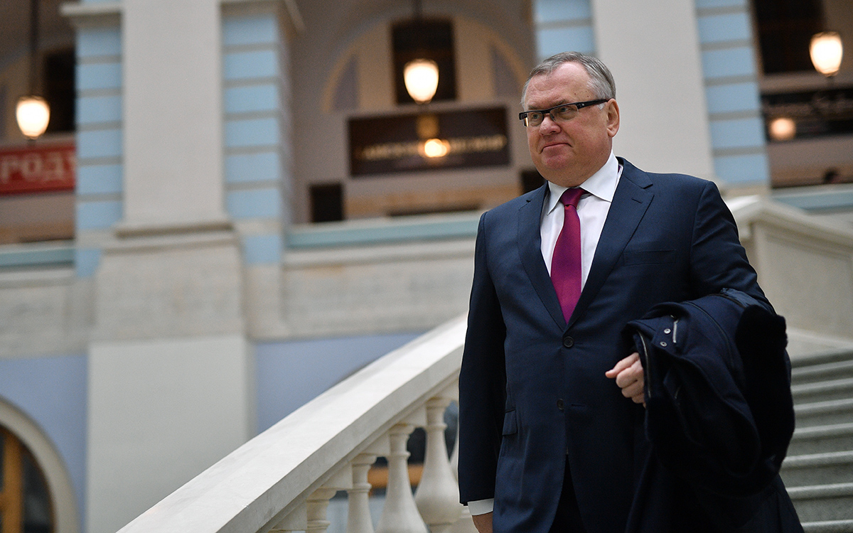 Глава ВТБ сообщил, что банк будет работать в Крыму