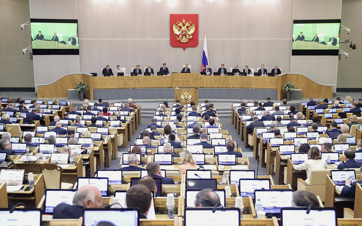 Госдума одобрила ввод ограничений на «антиотмывочные» комиссии в банках