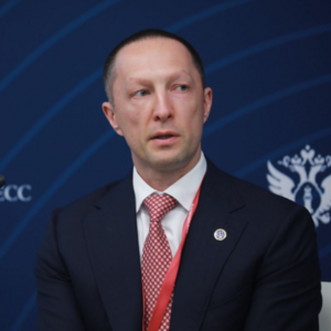 Как россиянам, которые находятся за рубежом, оказывают юрпомощь