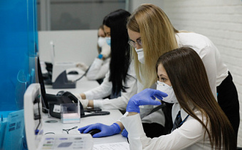 Банки стали продавать коллекторам больше «молодых» долгов россиян