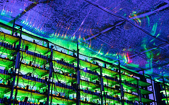 Новак заявил о необходимости легализовать в России майнинг криптовалют