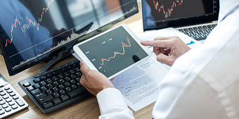 ЦБ решил не проводить торги акциями на Мосбирже 11 марта