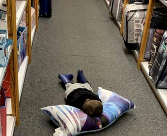 Чек направляется в электронном виде: за отсутствие в чеке координат покупателя возможен штраф