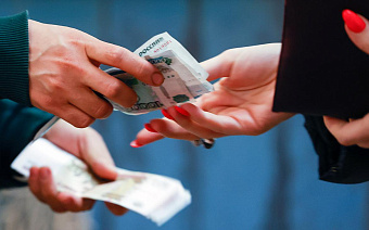 Спрос на наличные в 2022 году не побил рекорд пандемии