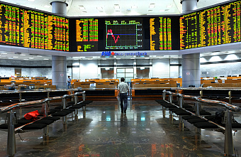 S&amp;P 500 снова закрыл неделю в красной зоне, упав до июньских минимумов