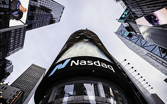 Saxo Bank предупредил клиентов о прекращении работы NASDAQ с россиянами