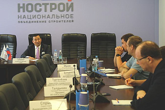 Айхал Габышев зазывает инвесторов в Якутию