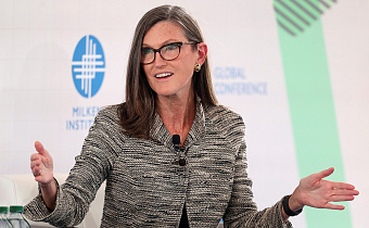 Кэти Вуд продолжает наращивать позиции в Tesla и Roblox